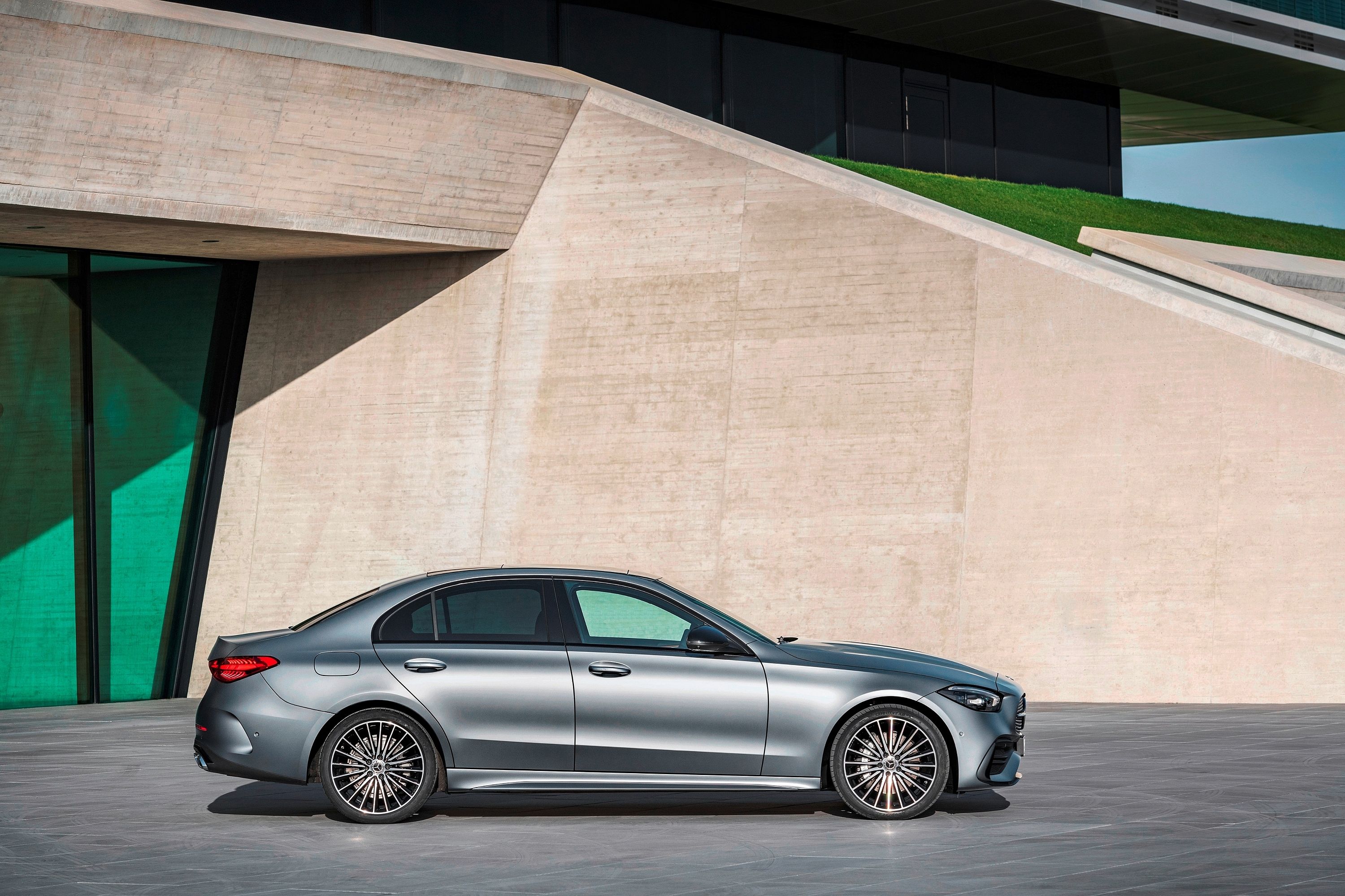 Mercedes-Benz Model Names Explained: Understanding The Luxury Range ...