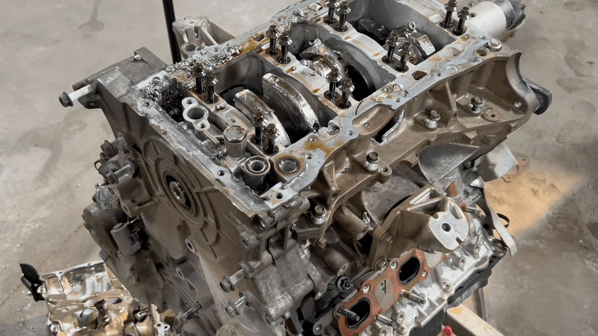 Nissan V6 Teardown Shows Dangers Of Pushing Engines To The Limit