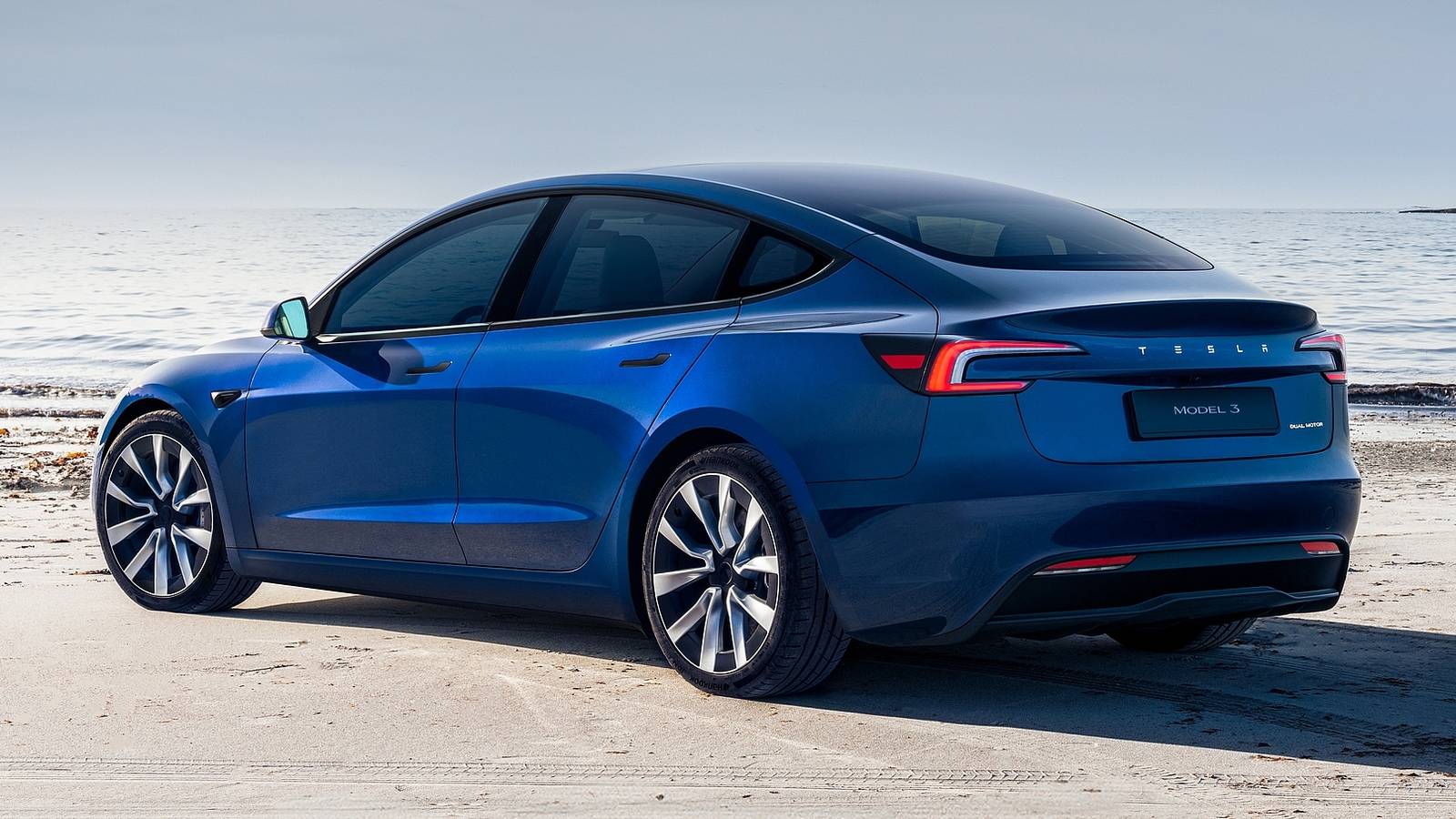 Tesla Rolls Out New Full Self-Driving Update That Appears To Be A Big ...