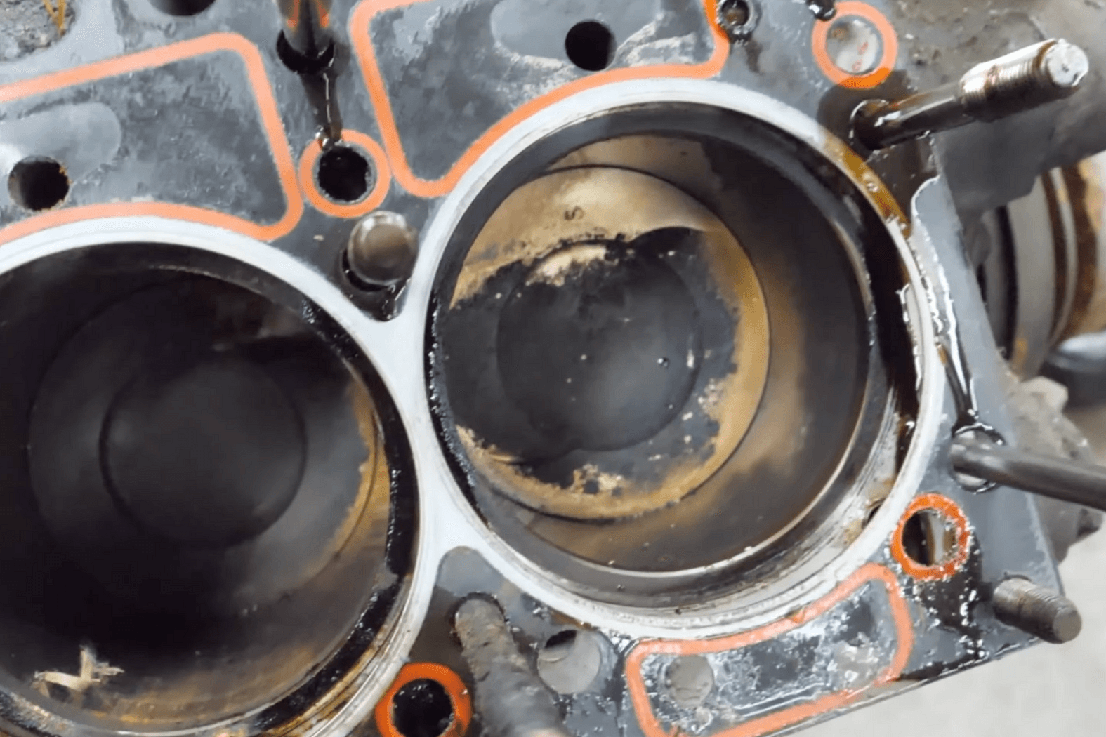 WATCH: Bentley 6.75-Liter V8 Engine Teardown Shows How Fatal Water ...