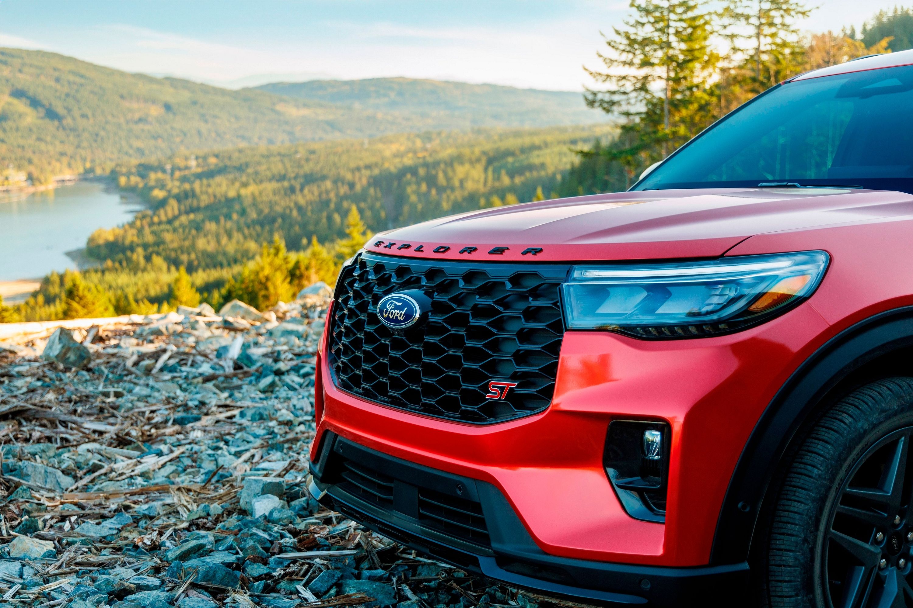 2025 Ford Explorer Pricing, Photos & Specs