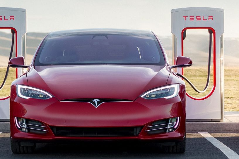 2025 Tesla Model X Charging