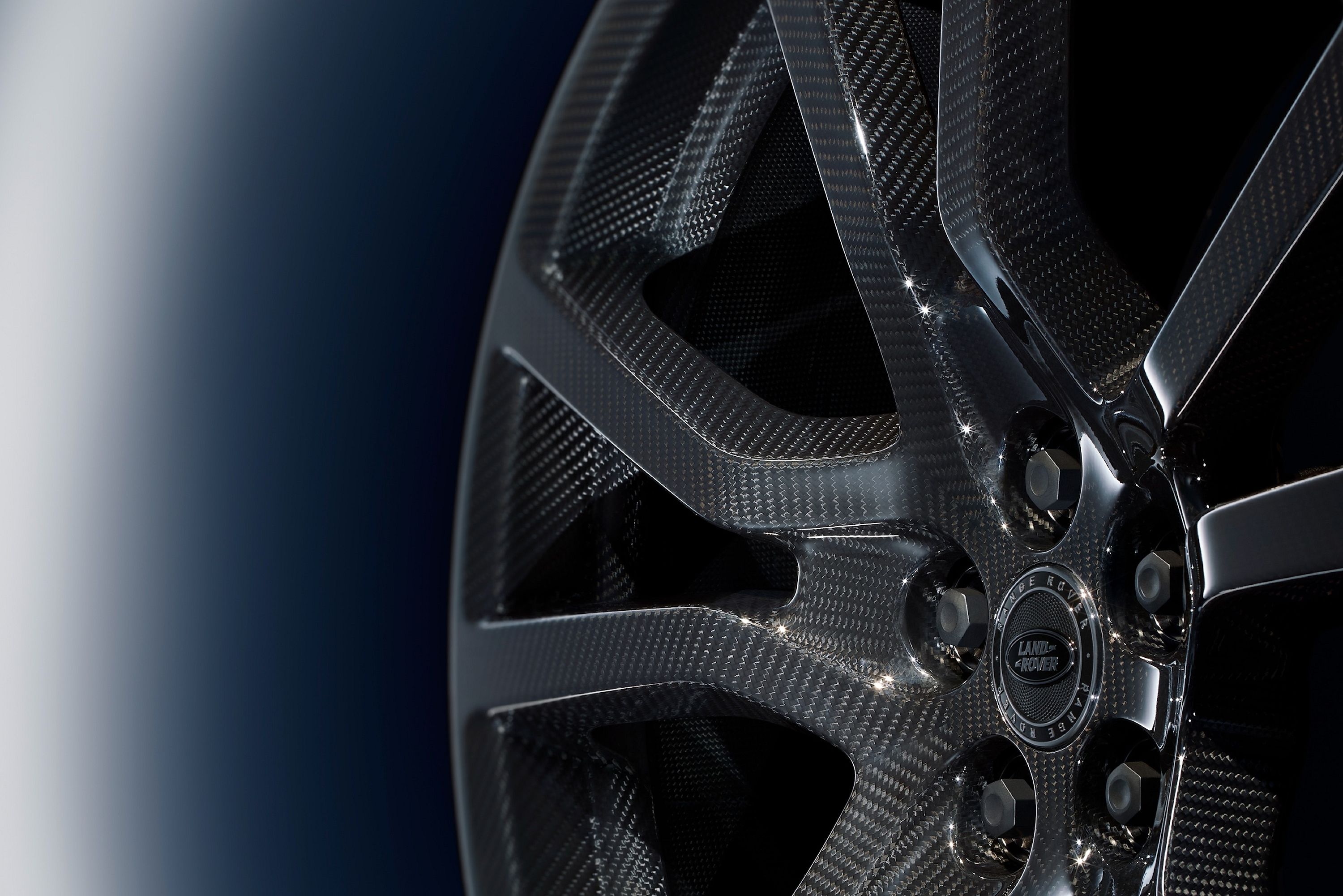 Land Rover Says It Won't Go Bigger Than 23 Inches