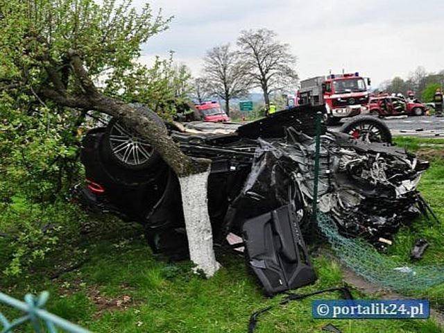First Macan Crash Doesn't End Well