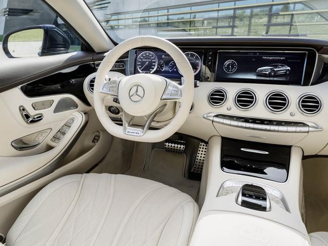 China is Accusing Mercedes of Being a Monopoly