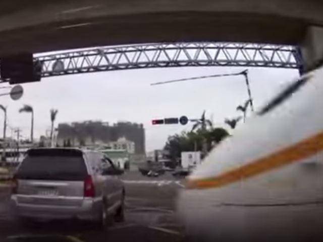 This Driver Got Royally Screwed By A Train System's Failed Safety Sensors