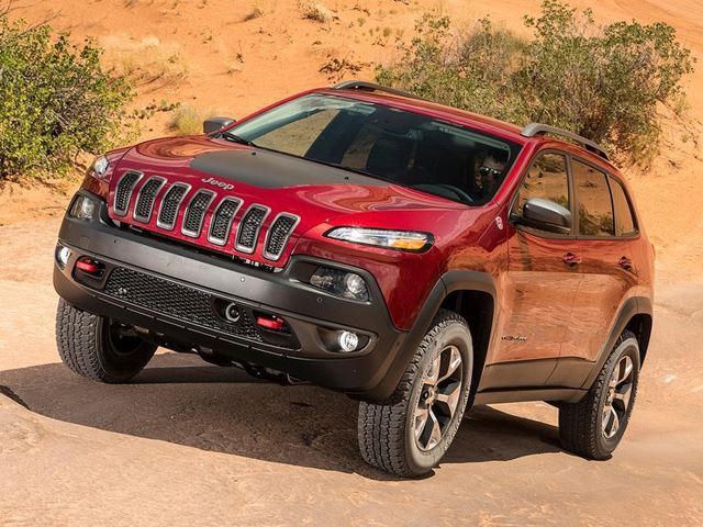 Jeep Had To Stop Cherokee Production Because It Ran Out Of Steering Wheels