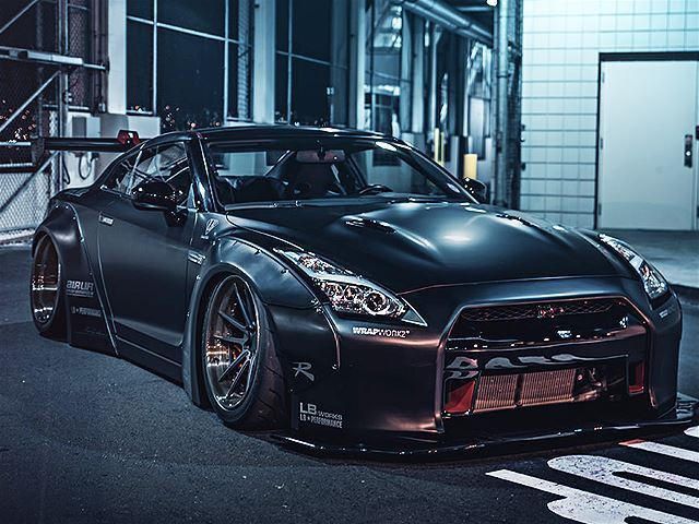 Tow Truck Driver Steals Nissan GT-R For Day Long Joyride