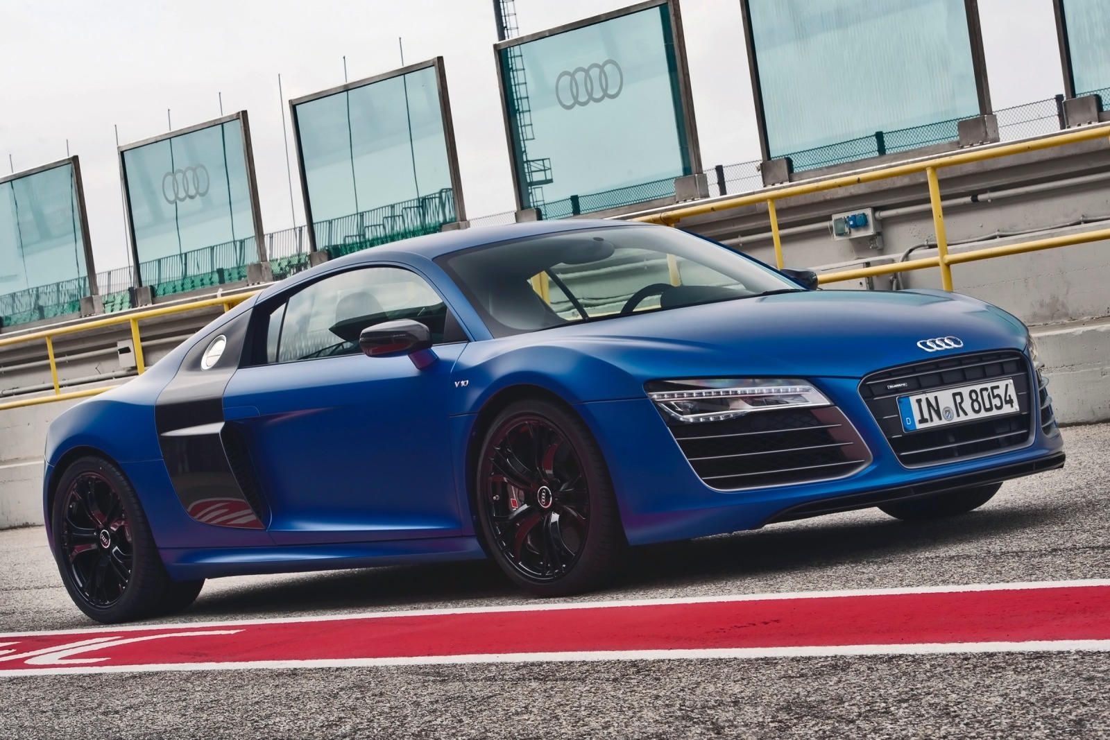 2014 Audi R8 Coupe Exterior Photos
