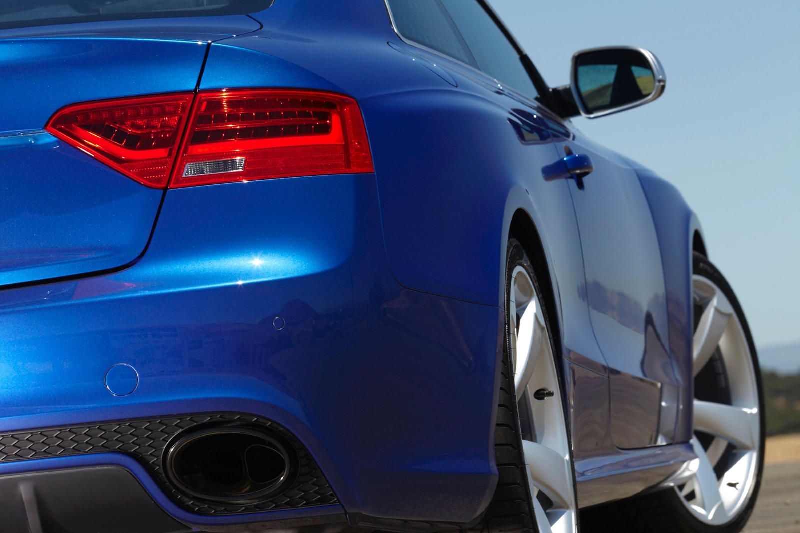 2015 Audi RS5 Coupe Exterior Photos