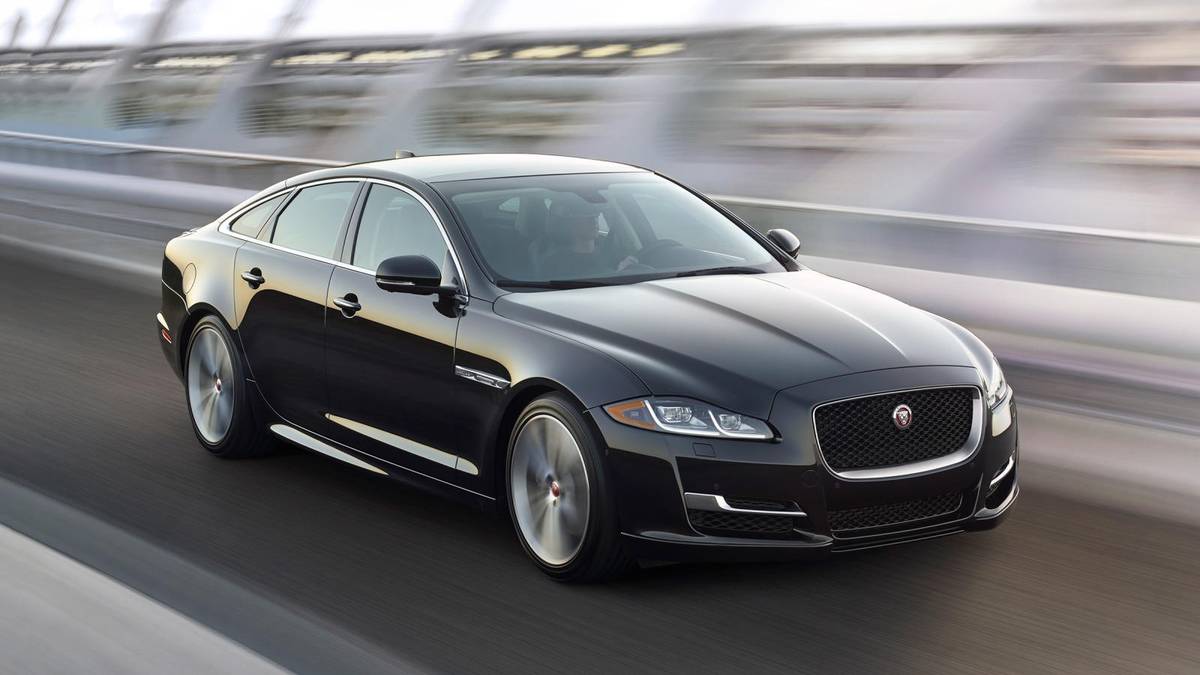 Jaguar XJ: Review, Pricing, Photos, and Specs