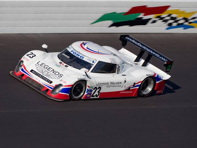 At Daytona Beach, the Motor Racing Season Starts