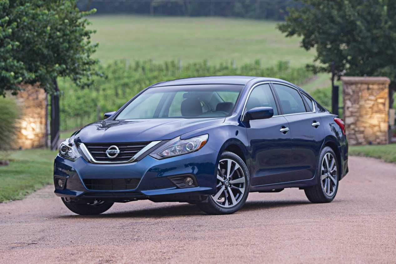 Altima Generations Nissan Altima Generations: All Model Years | CarBuzz
