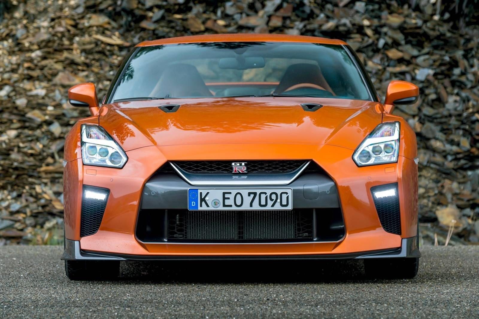 2018 Nissan GT-R Pricing, Photos & Specs