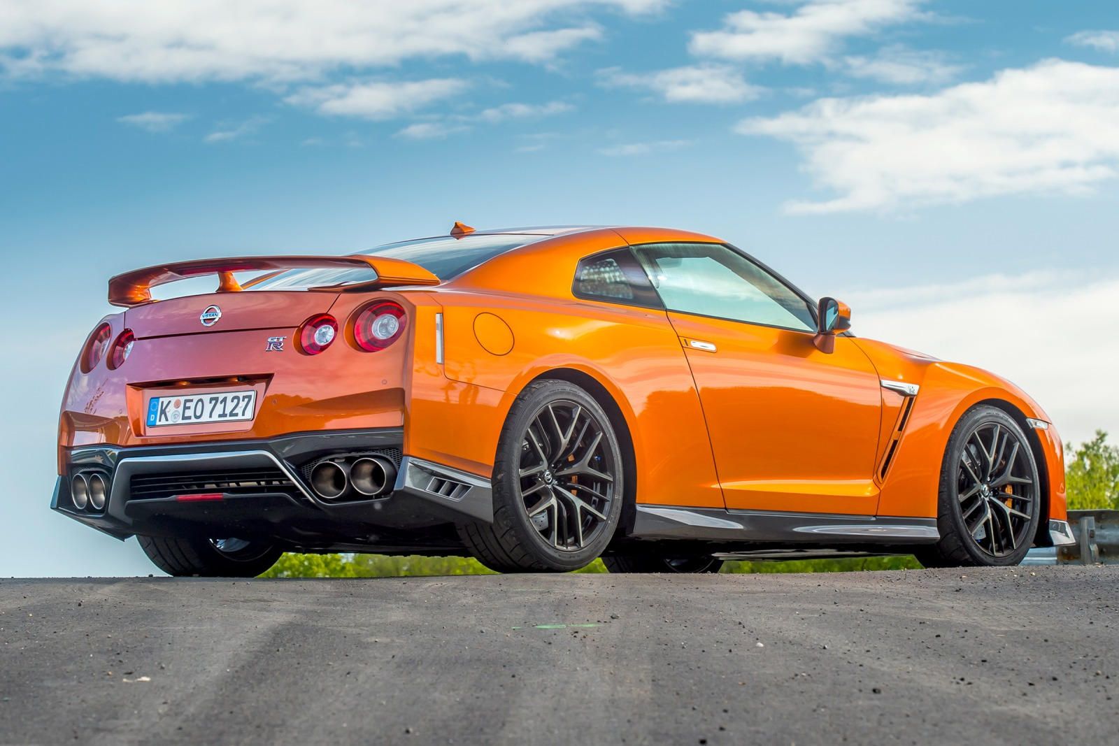 2019 Nissan GT-R Exterior Photos