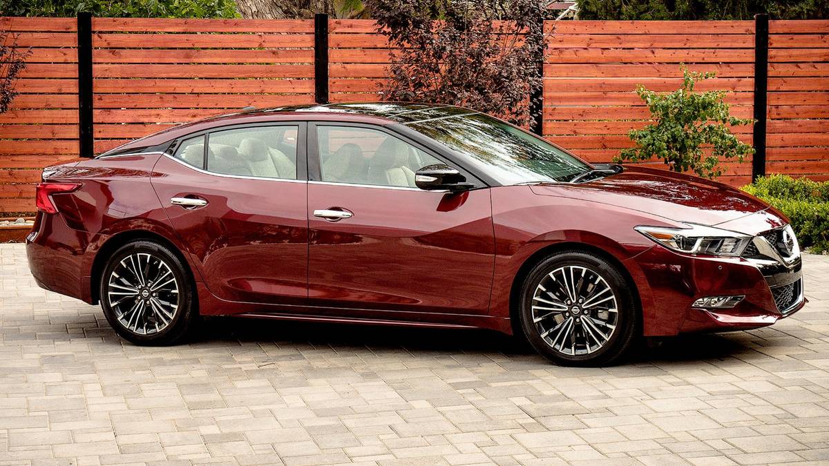 2018 Nissan Maxima Exterior Photos