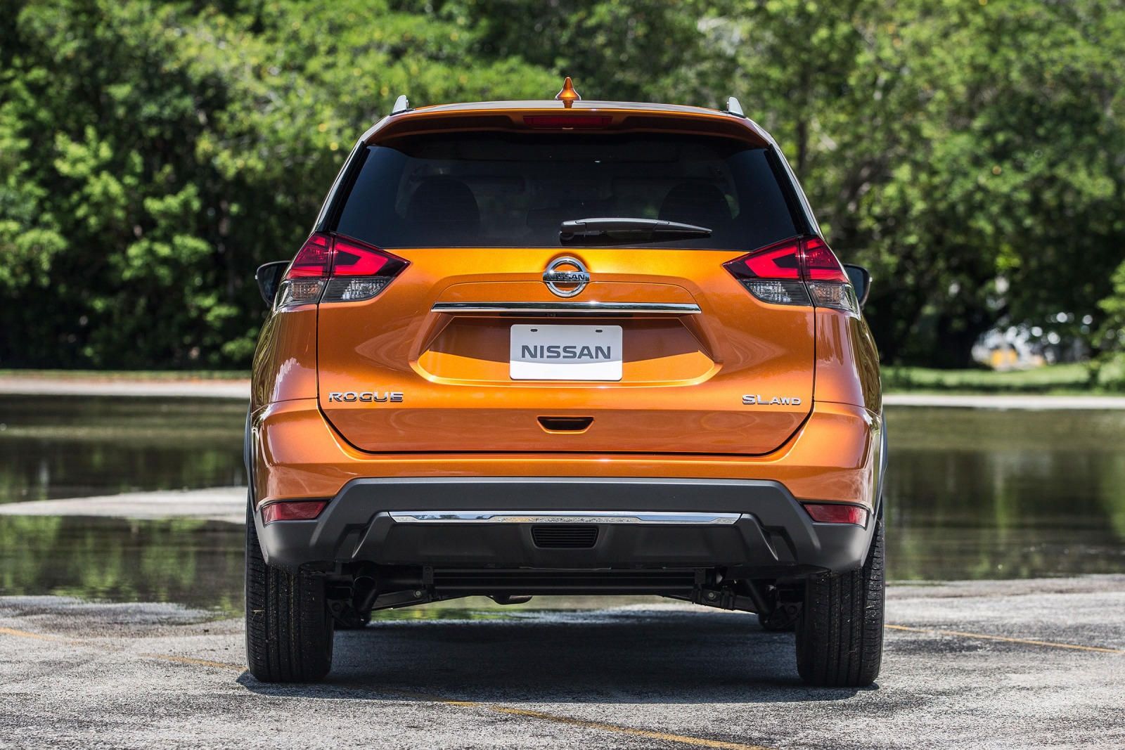 2018 Nissan Rogue Pricing, Photos & Specs