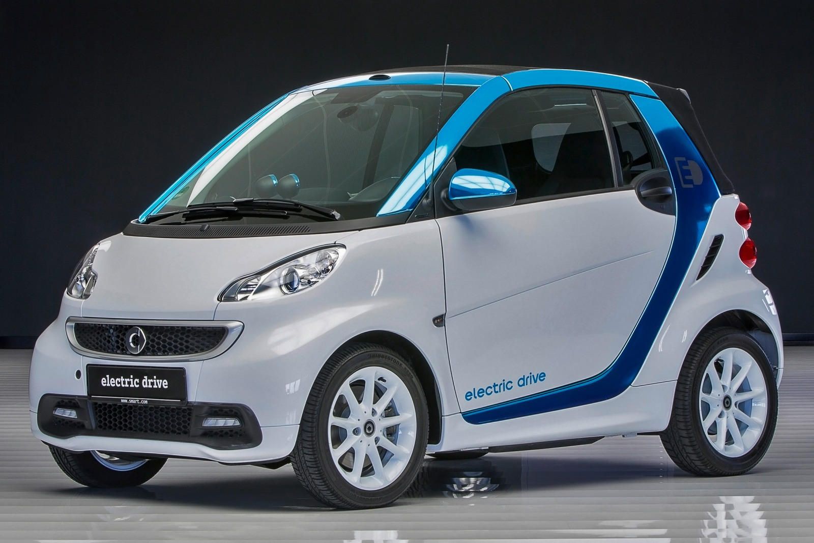 2016 smart fortwo Electric Drive Review CarBuzz