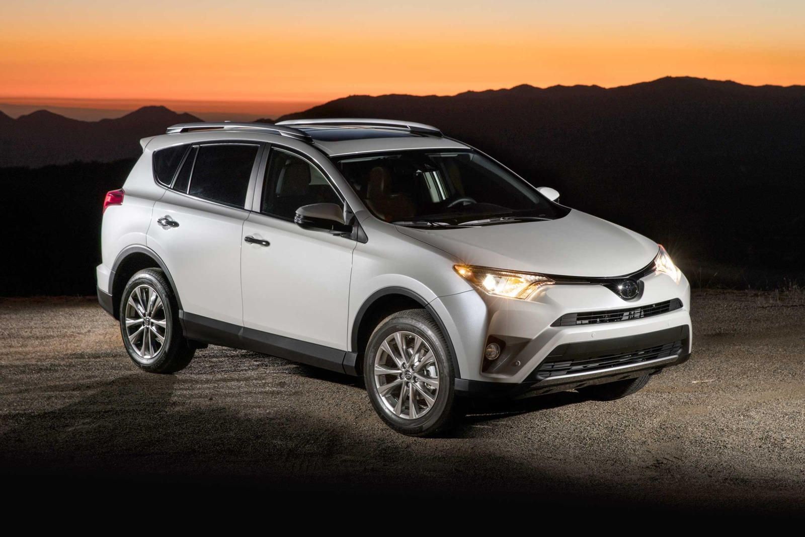 2017 Toyota RAV4 Pricing, Photos & Specs