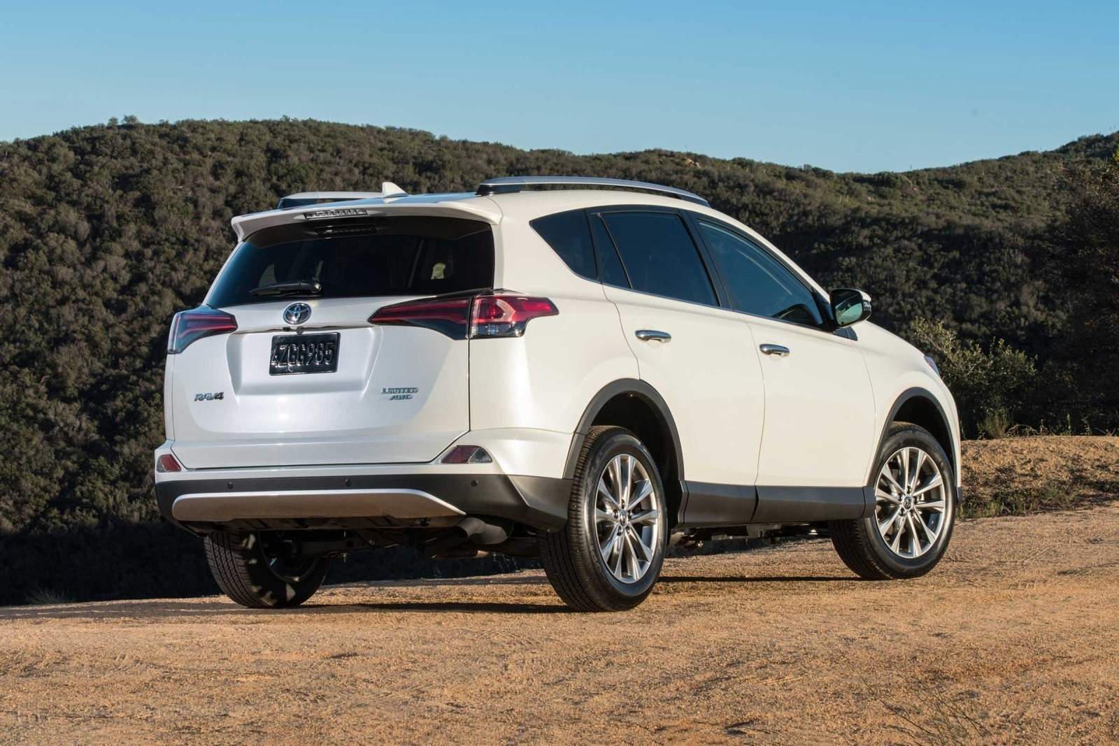 2017 Toyota RAV4 Pricing, Photos & Specs