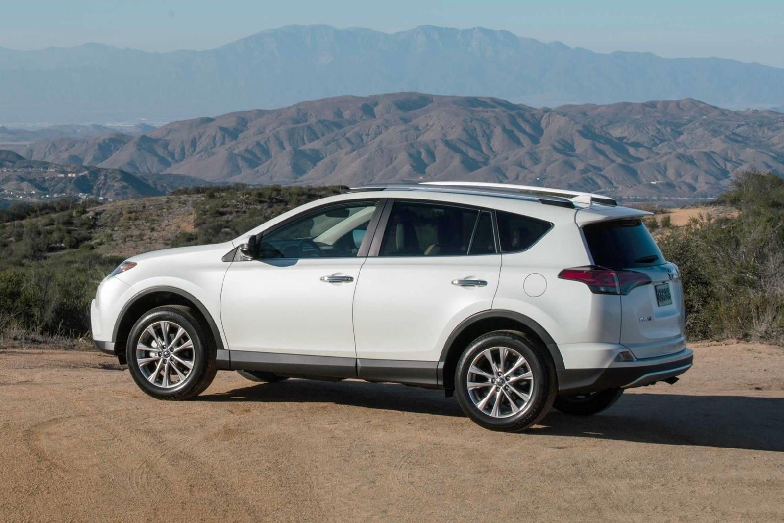 2017 Toyota RAV4 Pricing, Photos & Specs