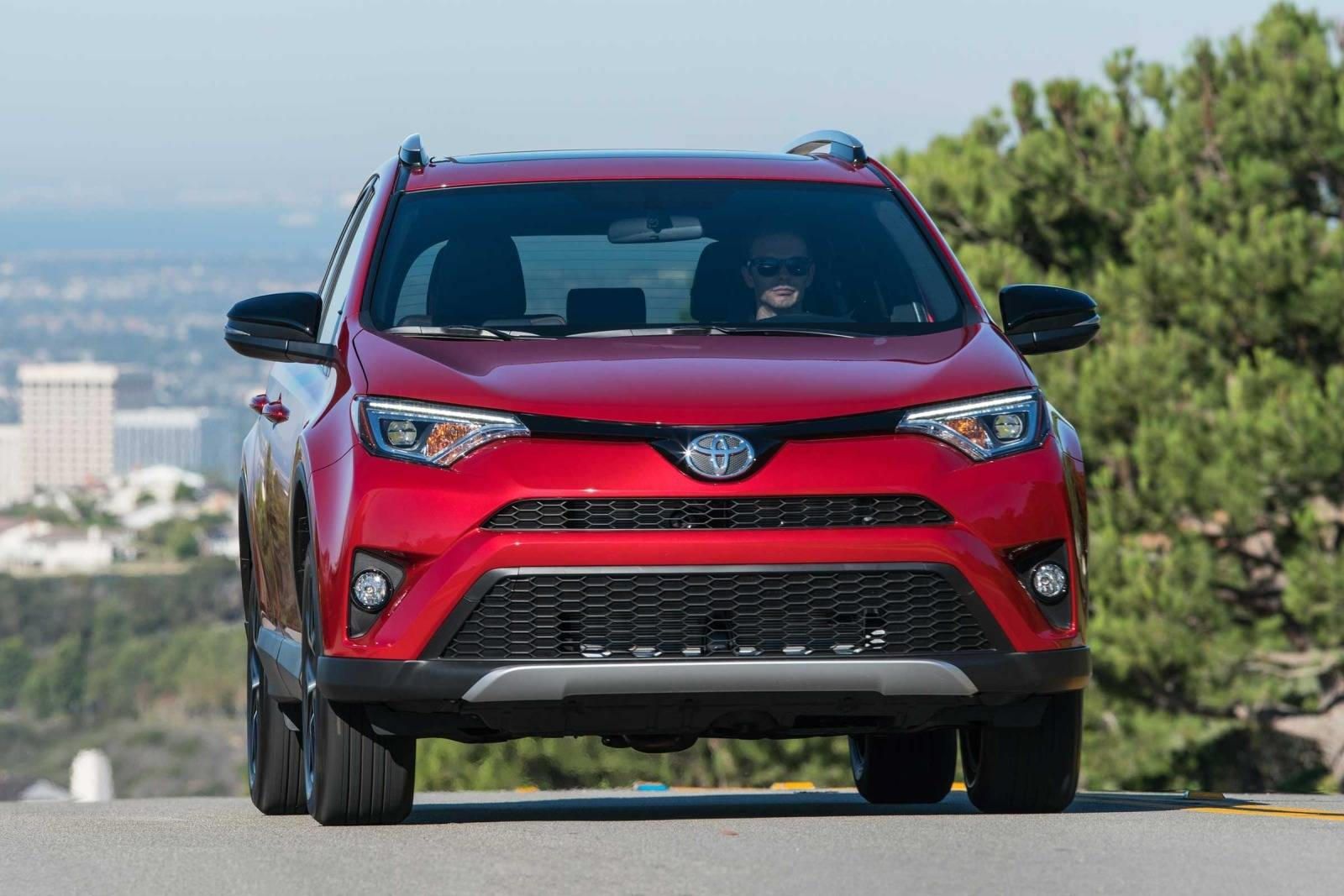 2018 Toyota RAV4 Exterior Photos