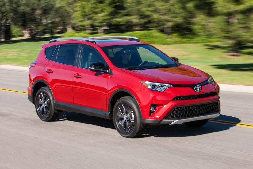 2017 Toyota RAV4 Pricing, Photos & Specs