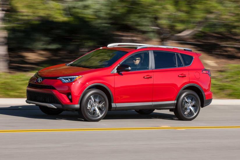 2017 Toyota RAV4 Pricing, Photos & Specs
