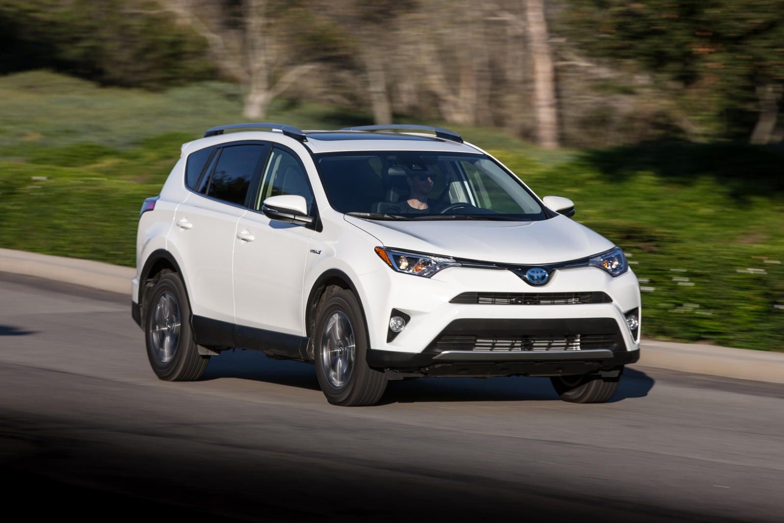 2016 Toyota RAV4 Hybrid Exterior Photos