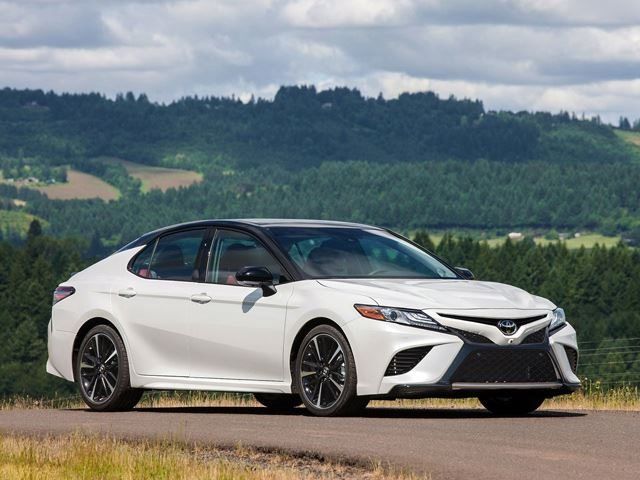 Two-Tone Car Paint Has Suddenly Become Popular Again