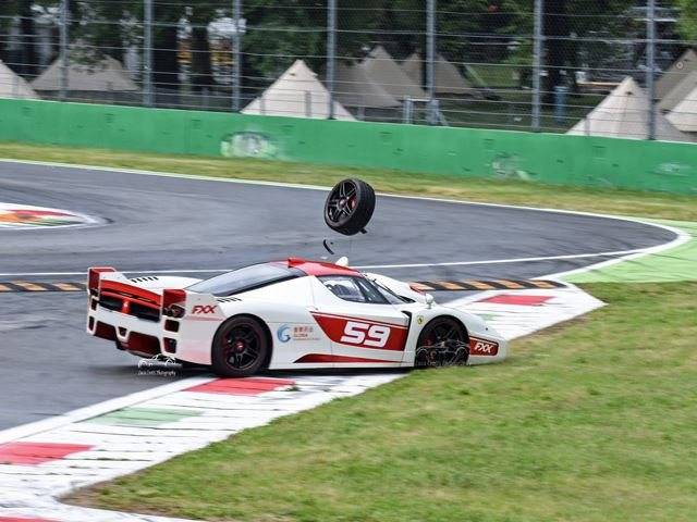 Watching This Ferrari FXX Evoluzione Crash Is Heartbreaking