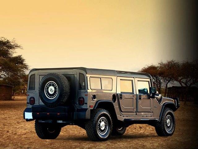 DC Design Luxes Up the Hummer H1