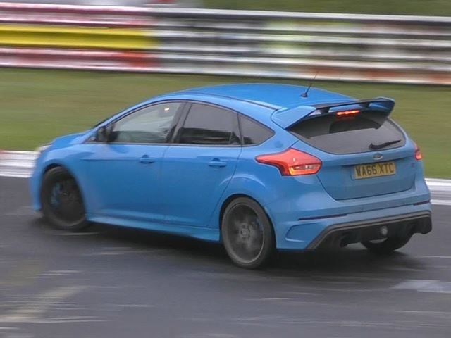 Ford Focus RS Can't Stop Itself From Drifting All Over Wet Nurburgring