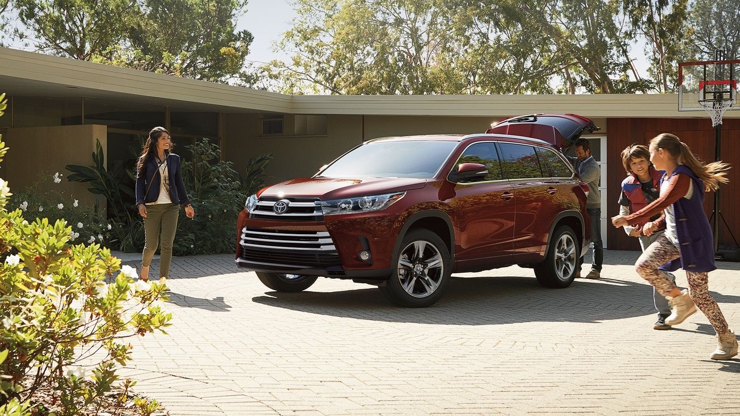 2018 Toyota Highlander Hybrid Exterior Photos