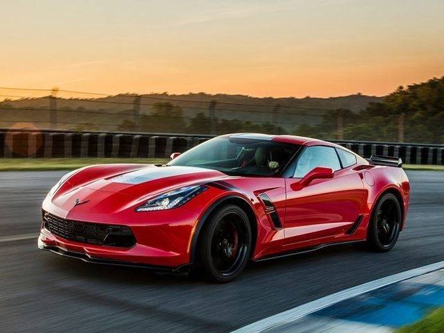 Watch A Corvette Escape The Cops In High Speed Chase