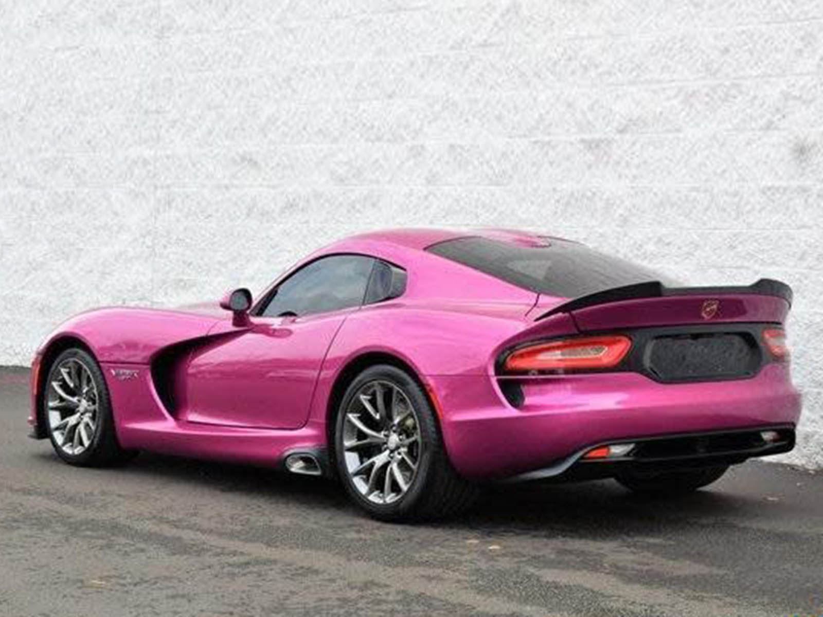 Hot Pink Sports Car - Dodge Viper Stock Image - Image of american,  reflection: 18810317