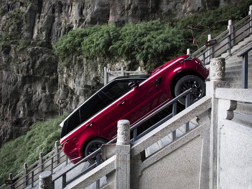 Watch A Range Rover Sport Climb 999 Steps At An Insane 45-Degree Angle