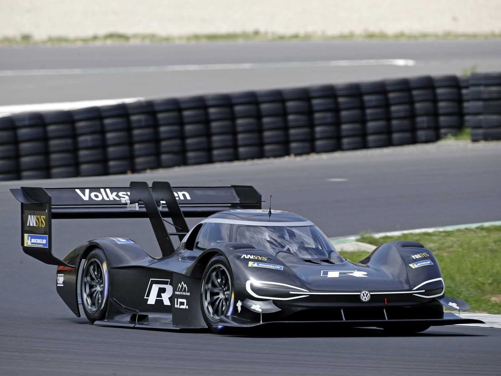 Volkswagen Begins Testing All Electric I.D. R Pikes Peak