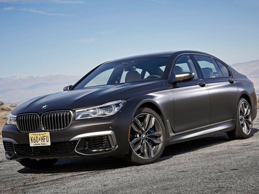 The BMW M7 Needs To Become A Reality