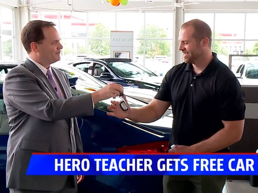 Hero Teacher Who Stopped A School Shooter Receives A Free Car