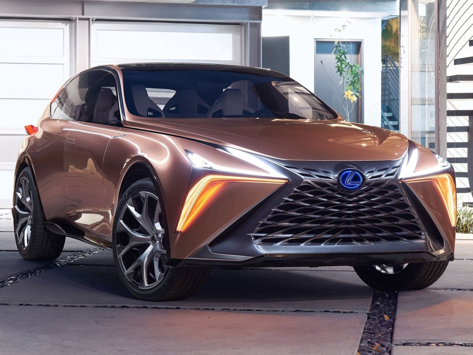 What Does Lexus Plan To Do With The LM Nameplate?