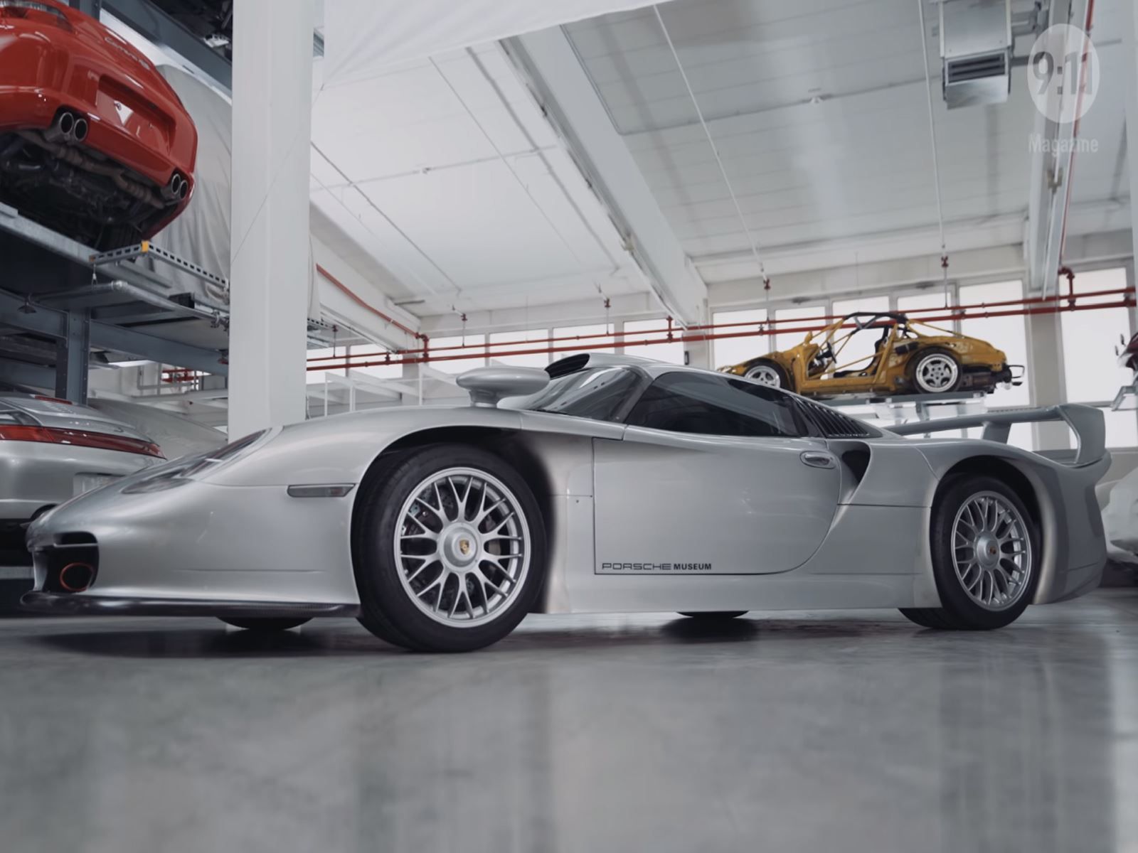 The 544-HP Porsche 911 GT1 Evo Was The First Mid-Engined 911