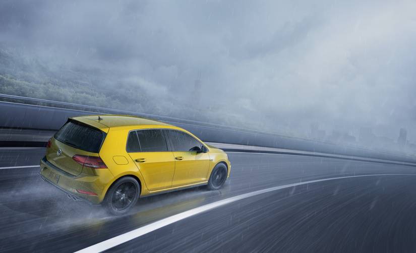 2019 Volkswagen Golf R Finally Receives Awesome Colors