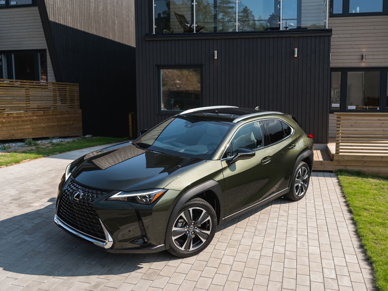 Lexus Launches Subscription Service For All New Ux Crossover