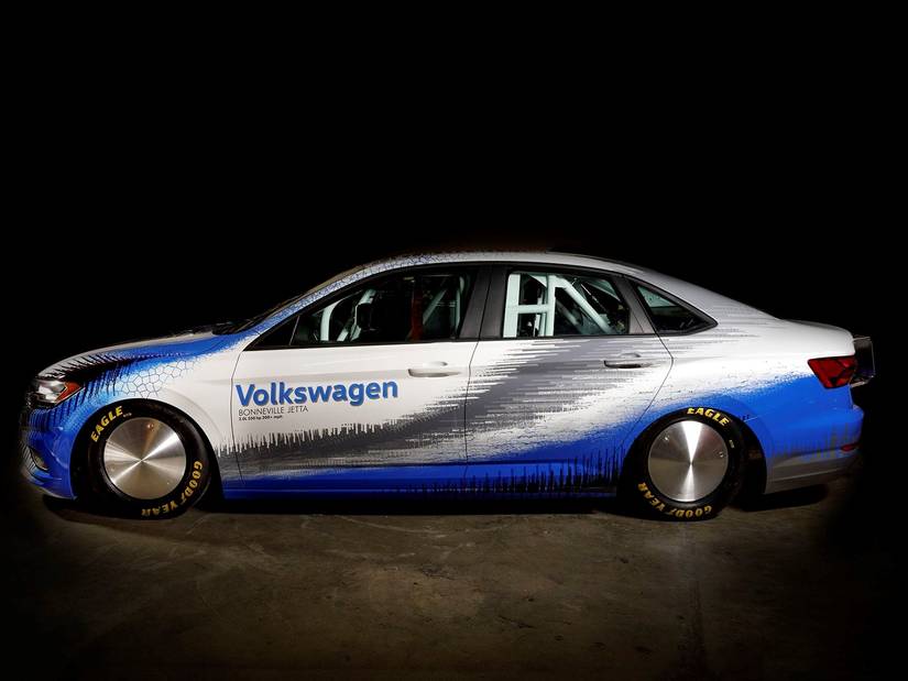 600-HP Volkswagen Jetta Smashes Land Speed Record With 210 MPH Run
