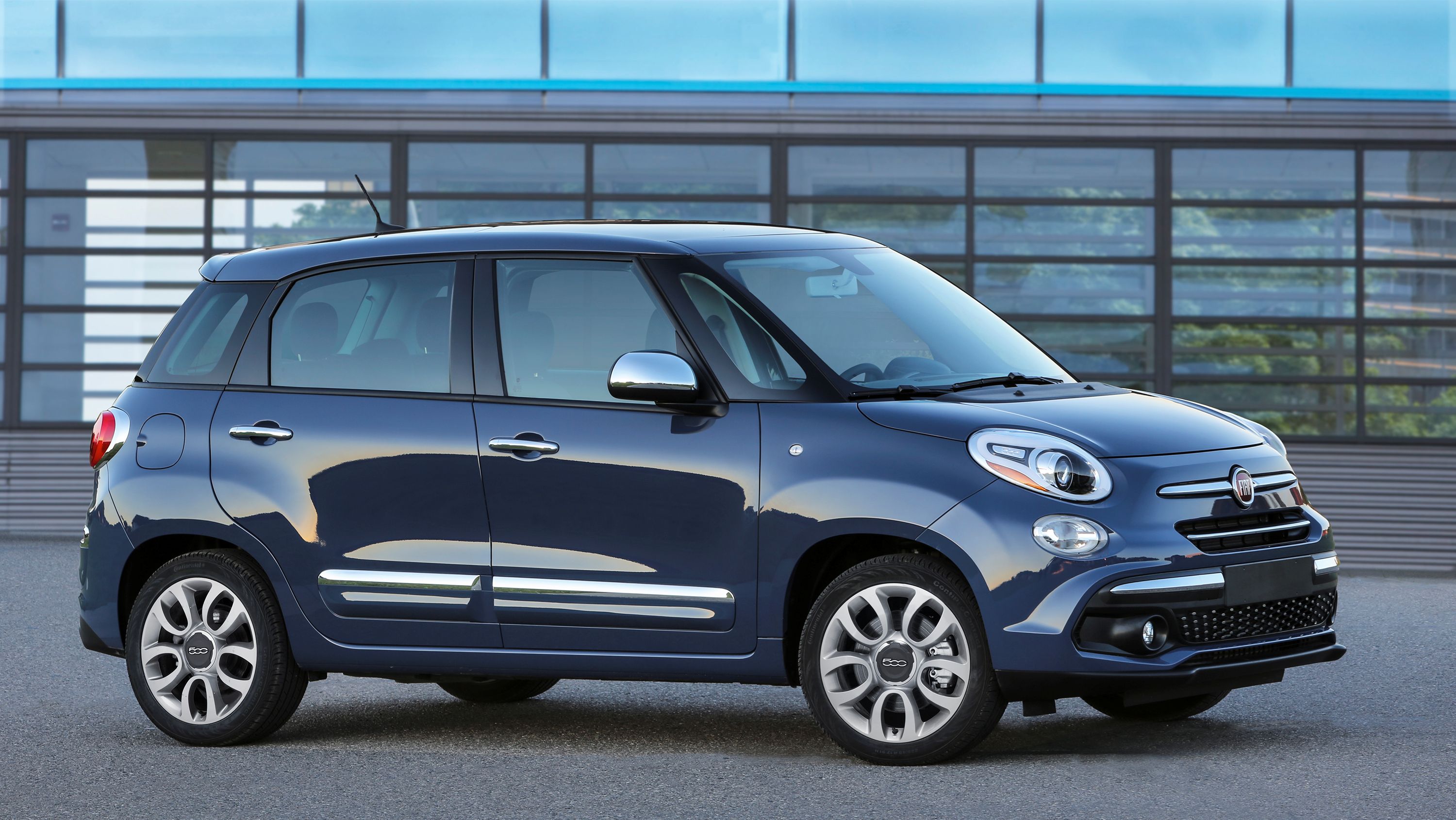 2020 Fiat 500L - Review | CarBuzz