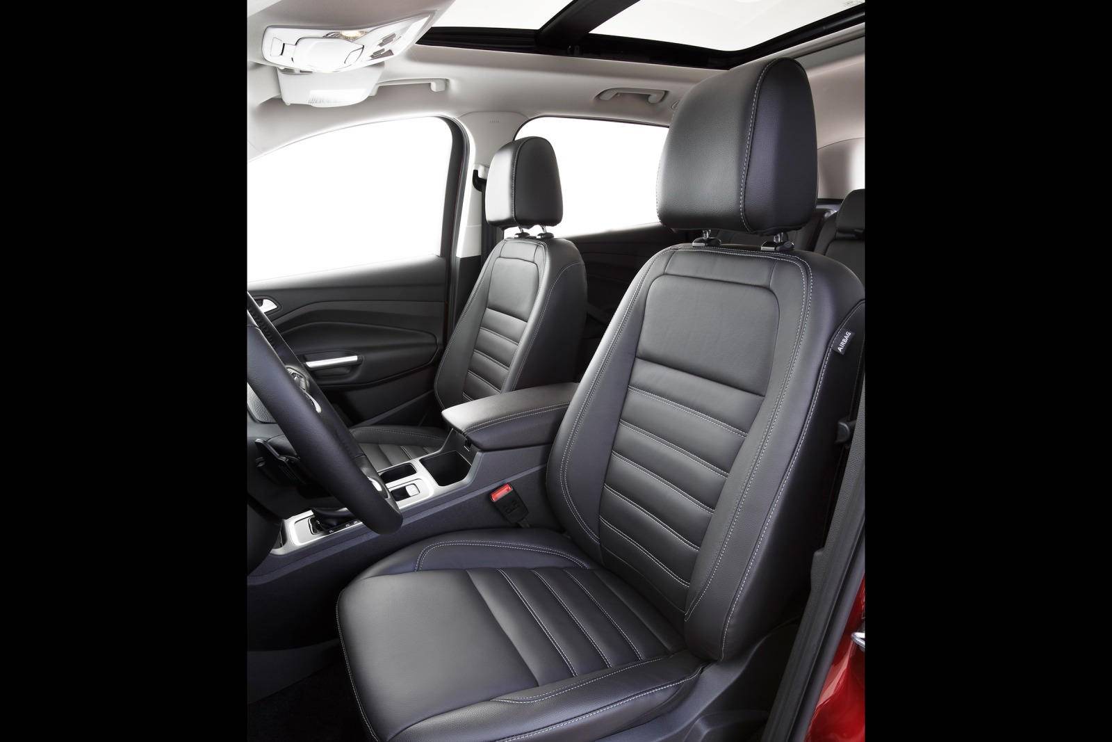 2017 Ford Escape Interior Photos
