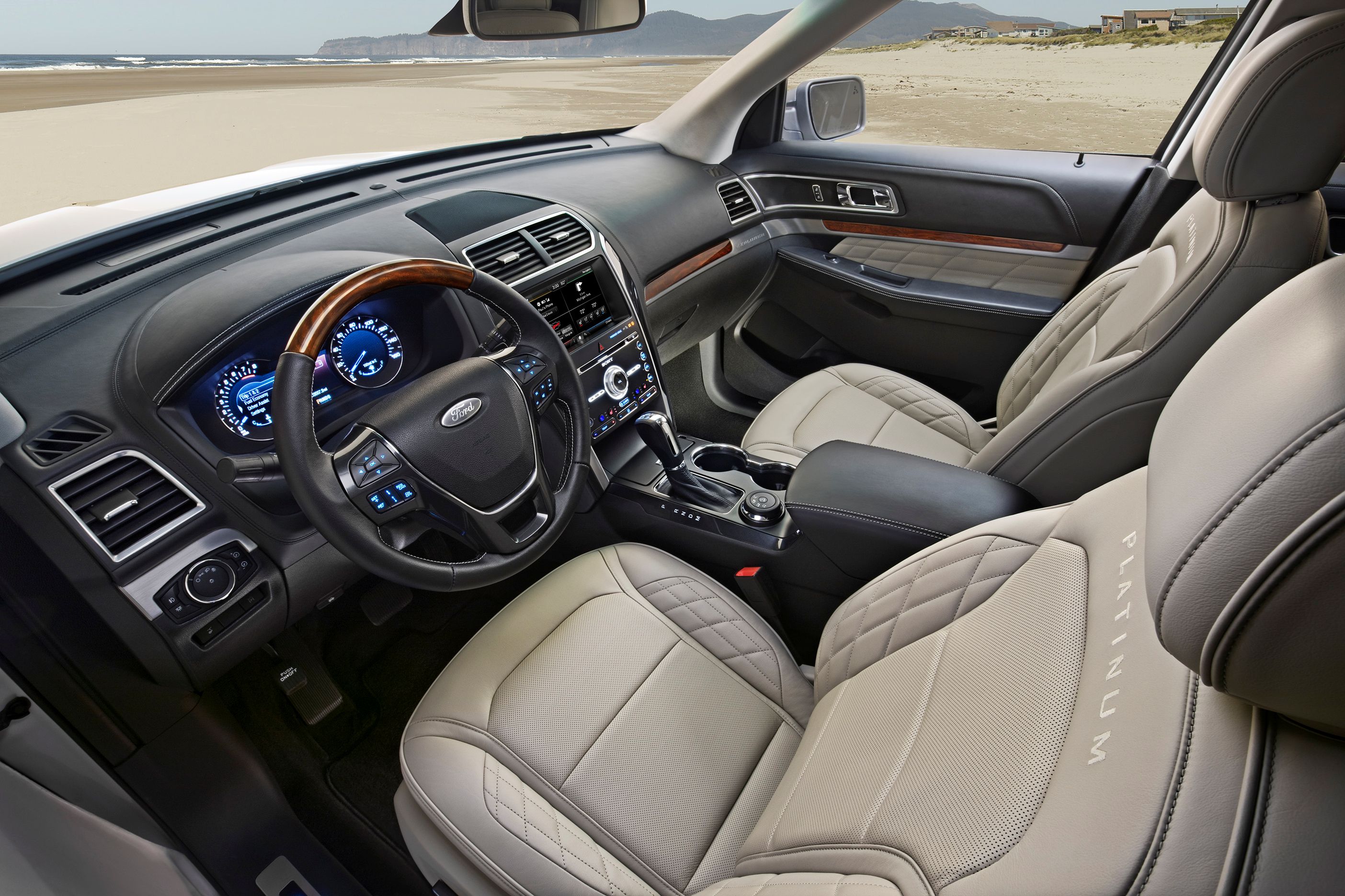2019 Ford Explorer Interior Photos