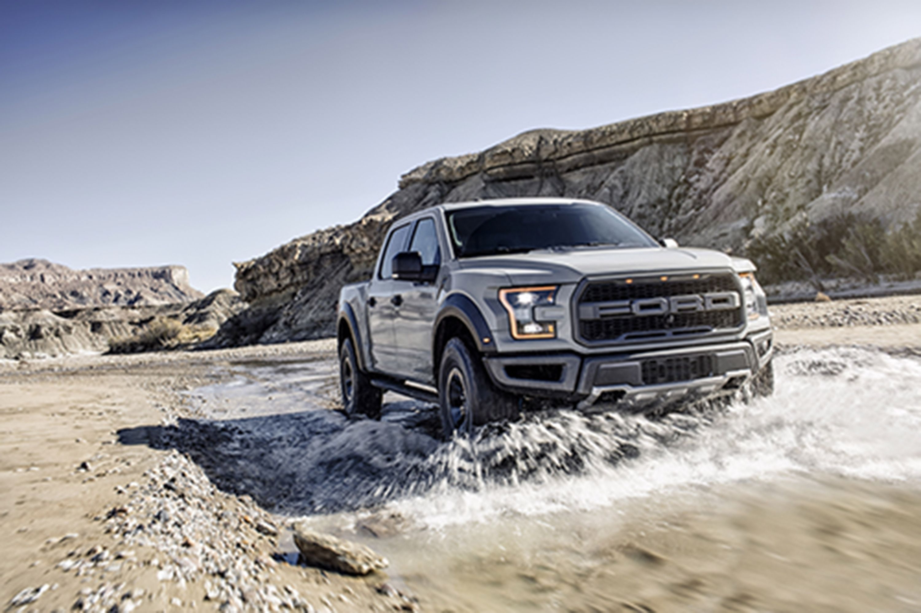 2018 Ford F-150 Raptor Pricing, Photos & Specs