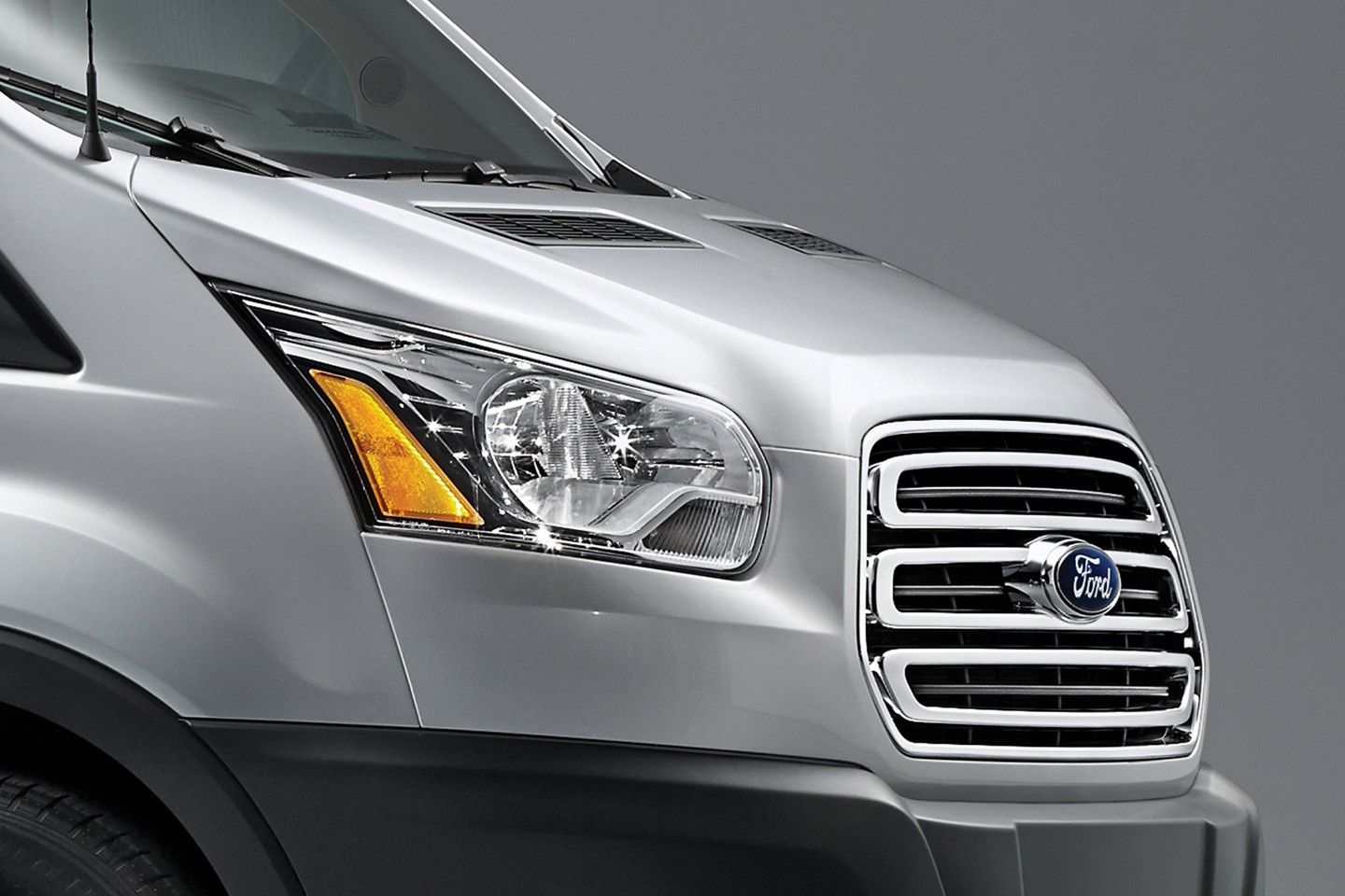 2018 Ford Transit Passenger Van Exterior Photos
